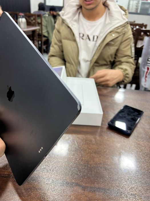 Ipad pro m1 12.9 5-avlod wifi