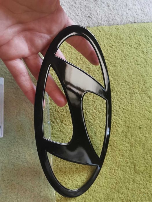 Емблема Hyundai Tucson