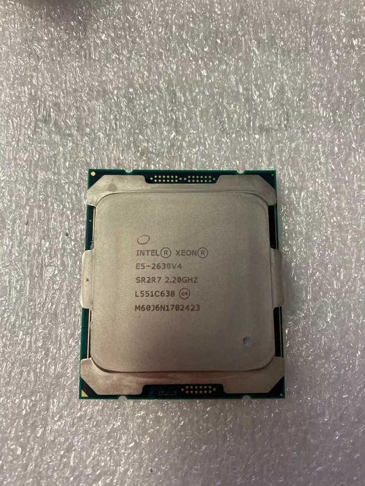 Процессор Xeon E5-2630 v4 (Broadwell)