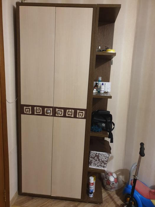 Прихожая шкаф отличный