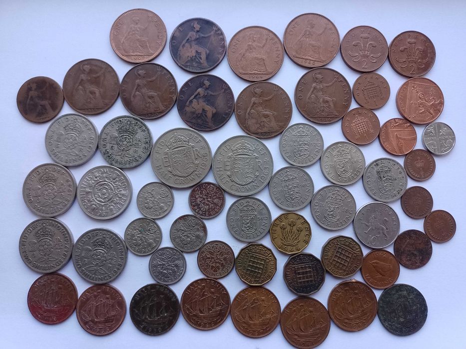 Lot 50 monede ani diferiti Anglia