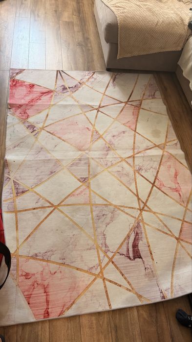 Продам 2 ковра 140/200