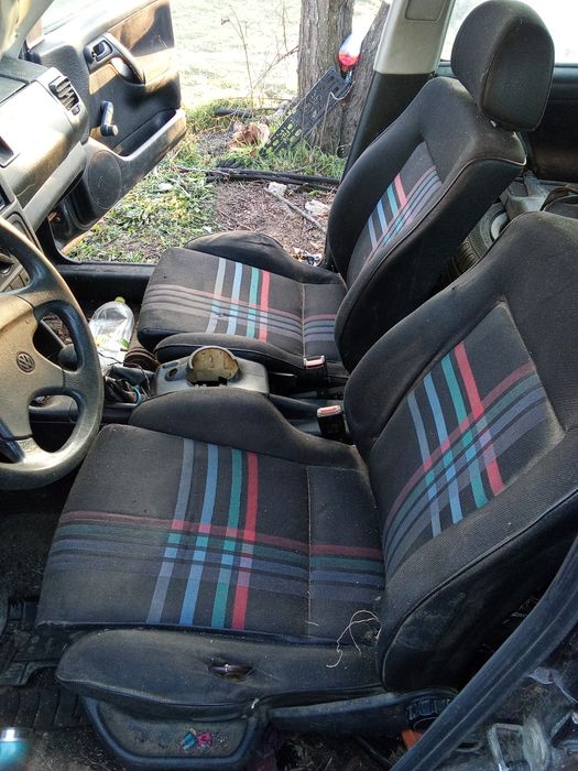 Golf 3 1.8 моно GT на части