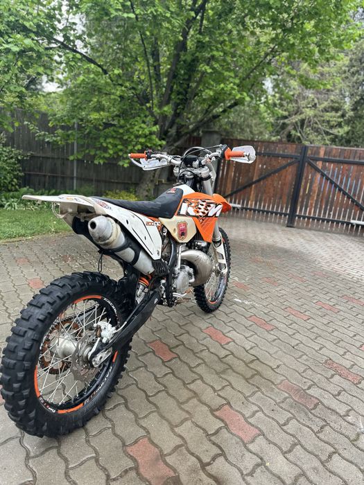 Ktm exc 200.