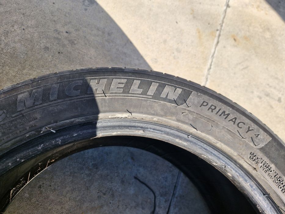 Гуми Мишелин 18"  245/45/18