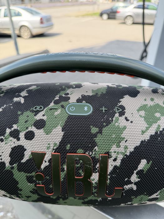 JBL boombox 3 Перфектна.
