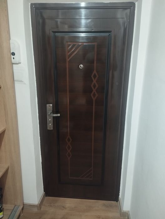 Ușa metalica de apartament