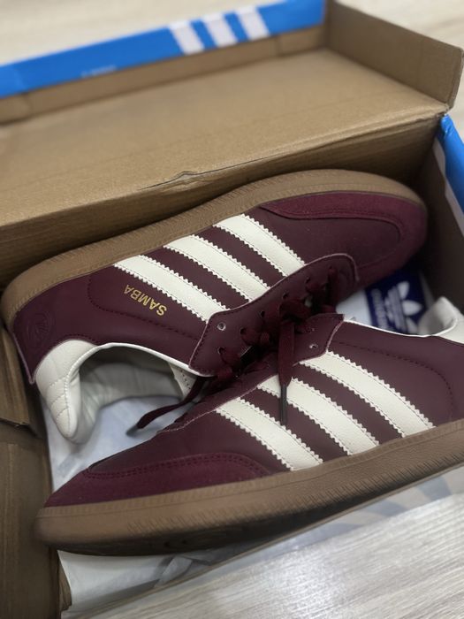 Продам кеды Адидас