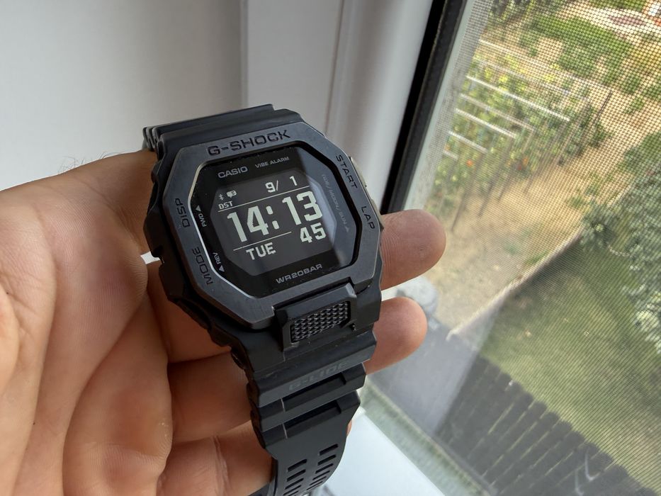Ceas G Shock Squad G-Lide Tokyo Edition smart connect schimb cu seiko garmin omega tissot