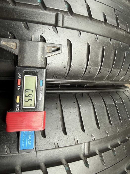 2x Anvelope Vara 275/40 R19 - Toyo Proxes T1 Sport