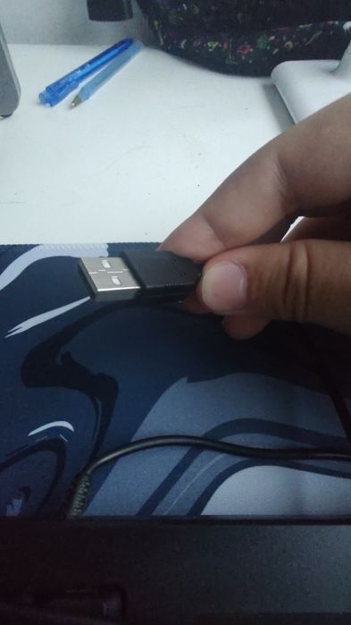 Vând  tastatura trust