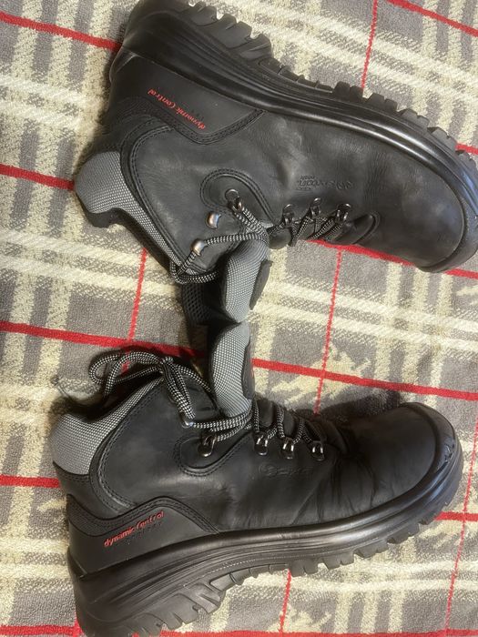 Работни боти с бомбе 44 номер-маслоустойчиви