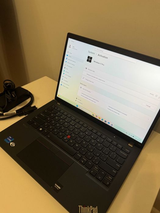 Laptop Lenovo ThinkPad T14 Gen 3 Intel i7, 48GB RAM, 1TB NVMe