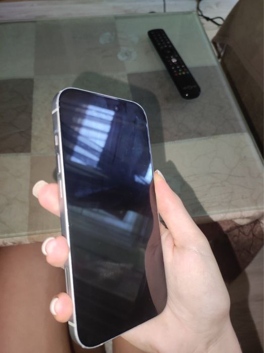 Iphone 15 син оригинален