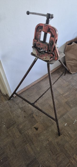 Menghina de instalații  rotanberg