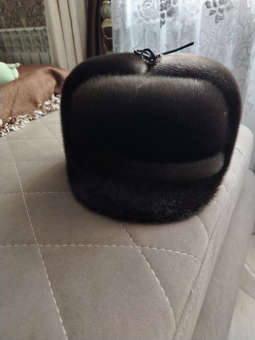 Продам зимнею шапку