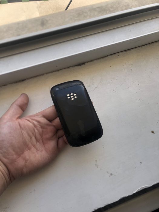 Iphone 6s plus v/s. Black berry
