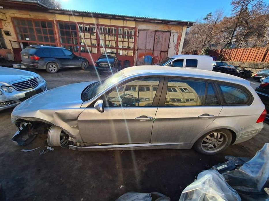 BMW E91 320D 177кс N47D20A ръчка НА ЧАСТИ !