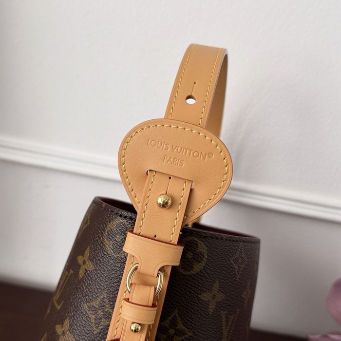 Geanta Louis Vuitton Carry All BB