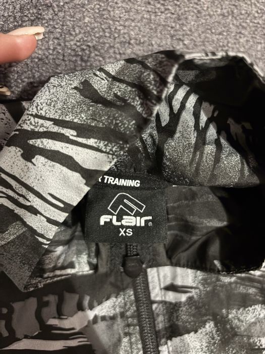 Спортен екип Flair.