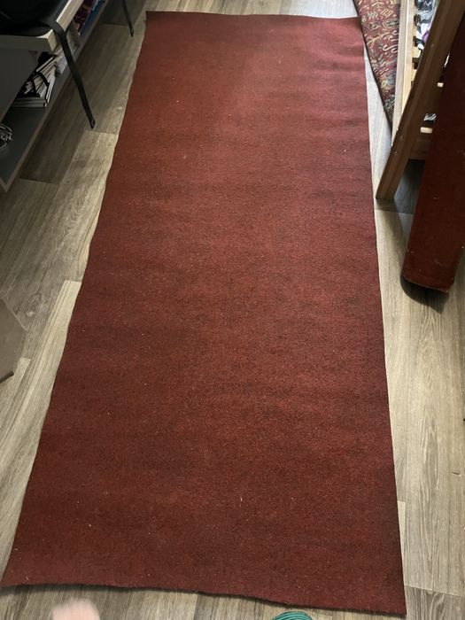 Продам ковровую дорожку