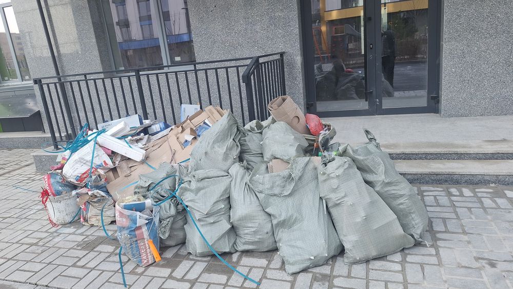 Вывоз мусор шығарамыз хабарласамыз 24/7