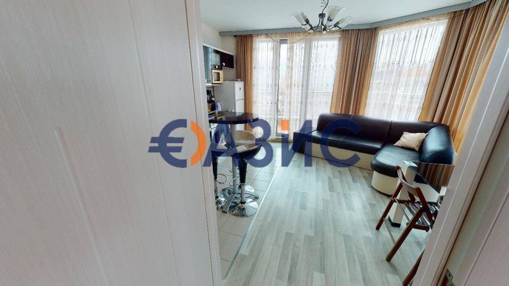 Продава се Тристаен апартамент в Поморие - 106 кв.м за 1557 €/кв.м - Снимка #10
