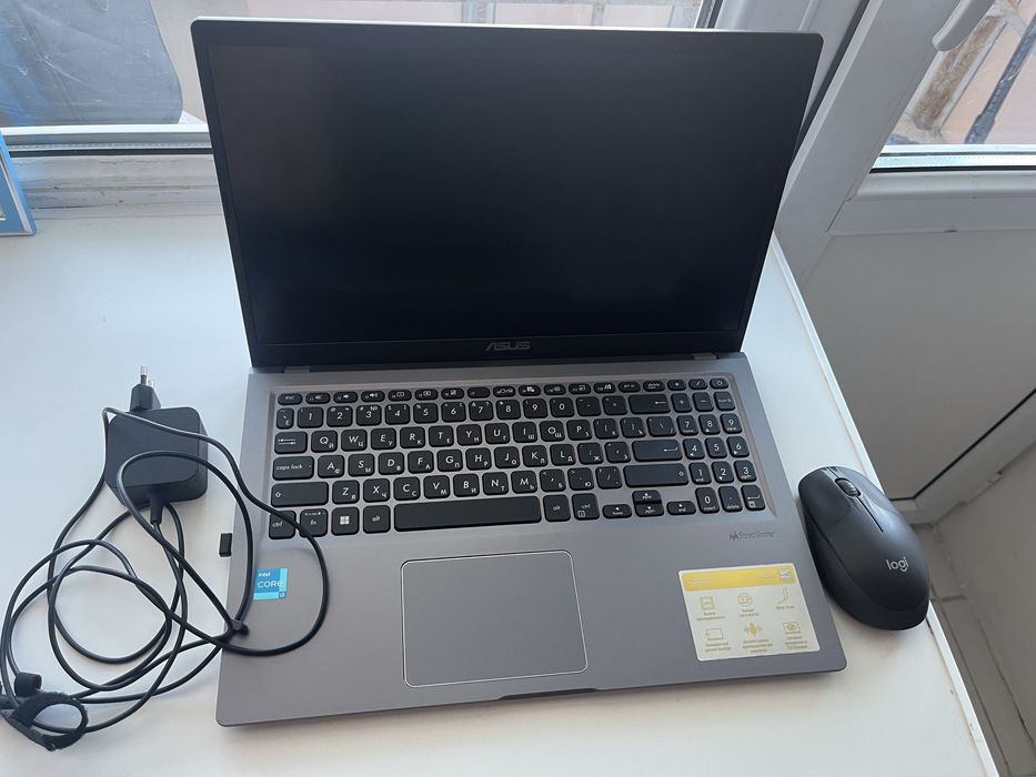 Ноутбук ASUS VivoBook X515EA