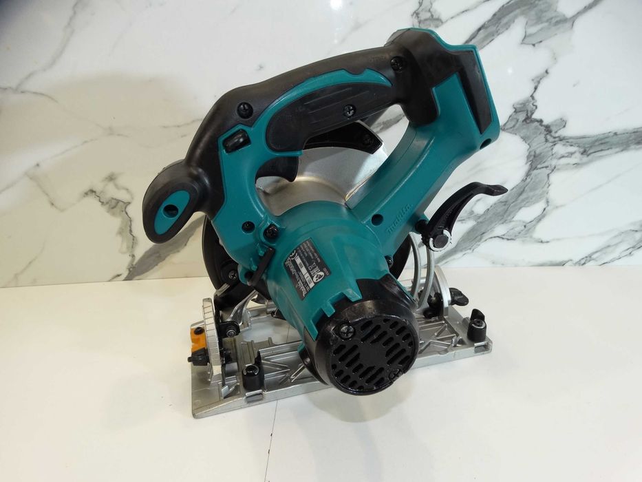 Makita DHS 630 - Акумулаторен циркуляр