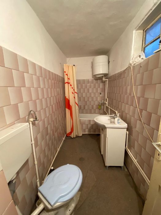 Vand casa batraneasca Mihai Viteazu