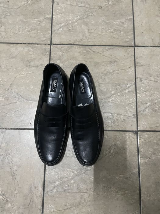 Продам мурскую обувь кожанные кроссовки MASSIMO DUTTI