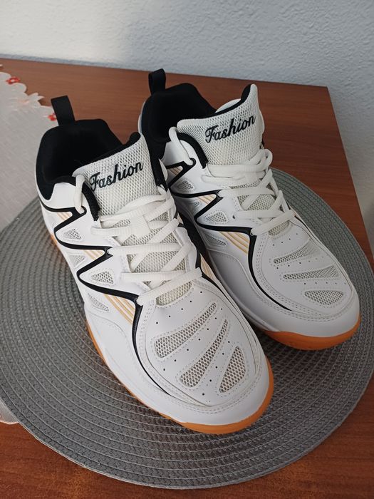 Pantofi sport,mărimea 44,5