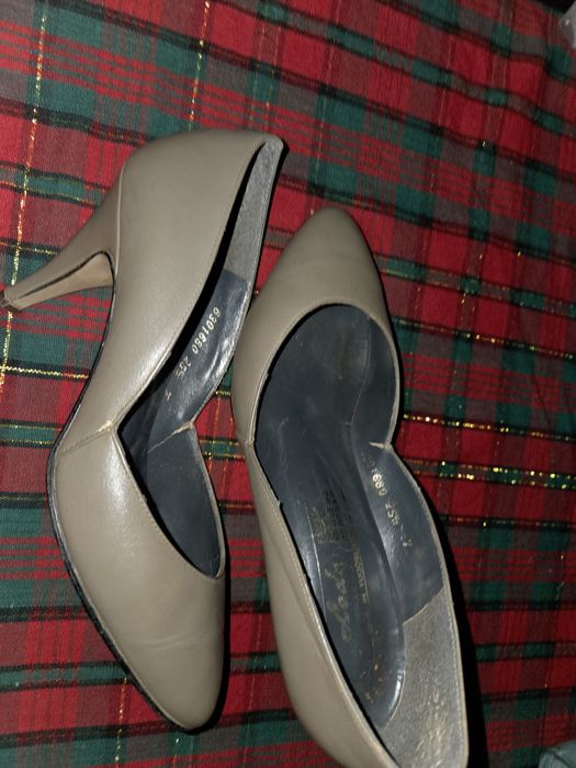 Туфли          женские