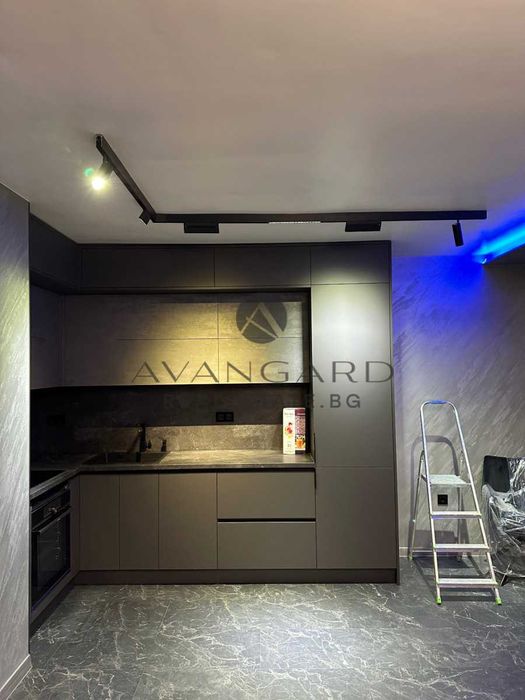 Продава се Двустаен апартамент в Пловдив, Център - 98 кв.м за 2176 €/кв.м - Снимка #4