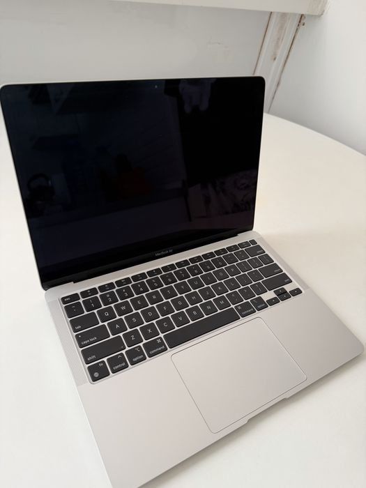 Ноутбук Apple MacBook Air 13