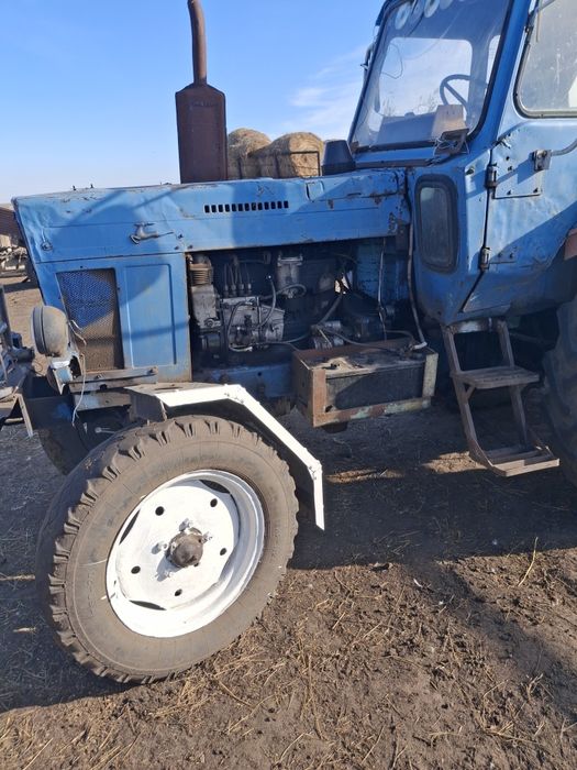 Трактор Мтз 80 в хорошем состояние