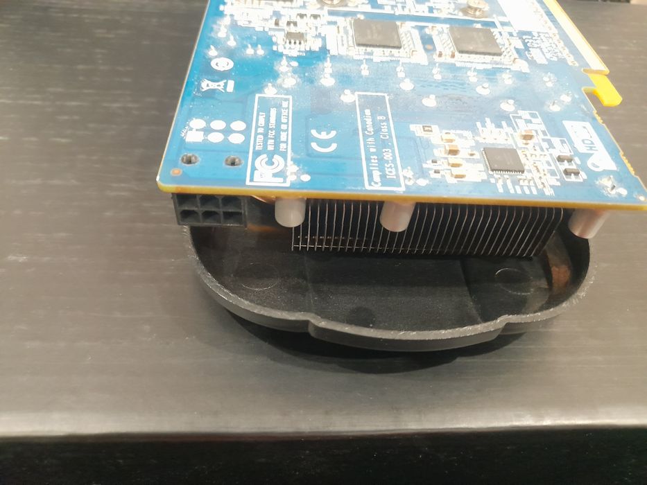 Видеокарта ATI Radeon HD5770 1 GB