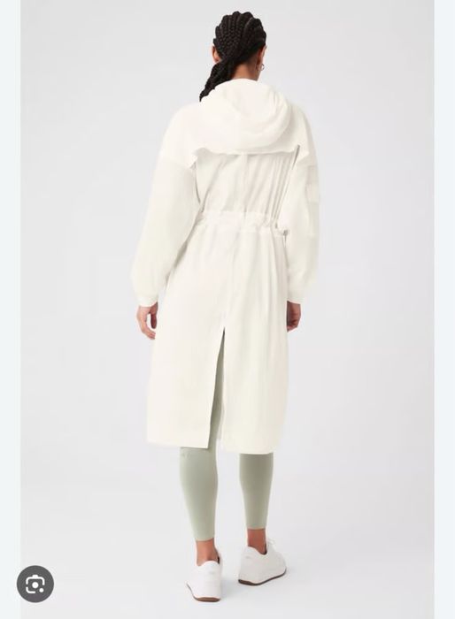Alo windbreaker