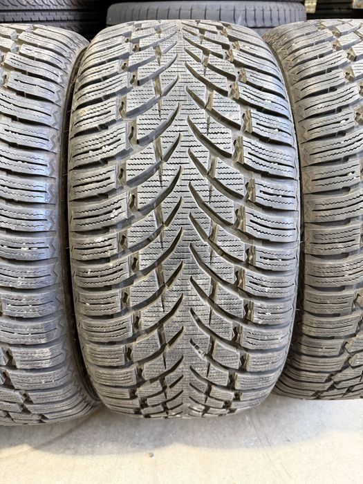 255/40/20 NOKIAN 4бр