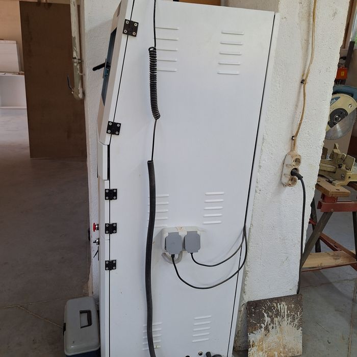 Продавам sns машина