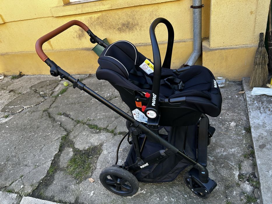 Carucior Mavio 3 in 1 , stare foarte buna