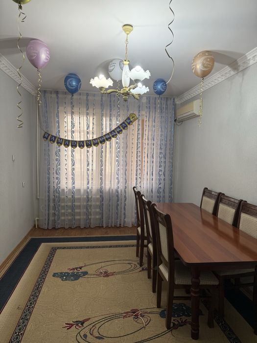 Квартира 3-х комнатная. Зарафшан