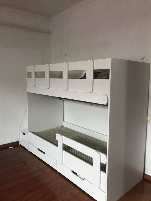 Продам детскую кровать