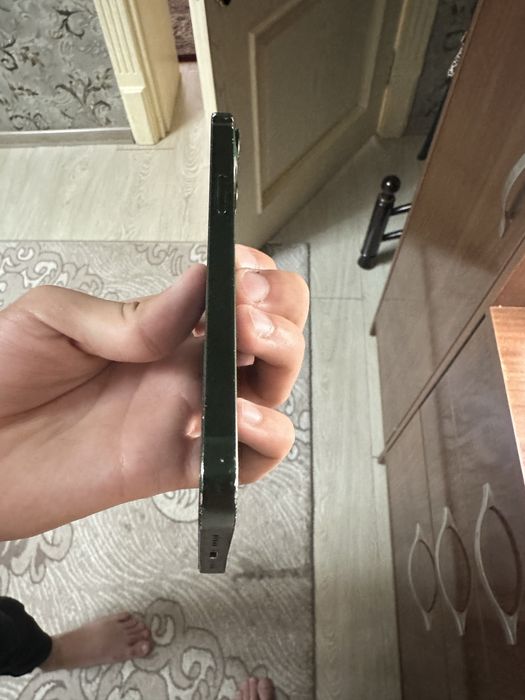 Iphone 13, green