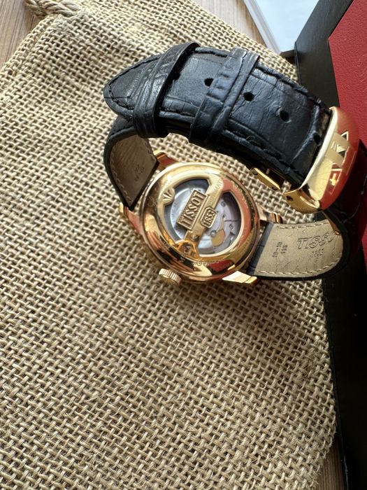 Superb ceas Tissot Le Locle - 39.3mm diametrul