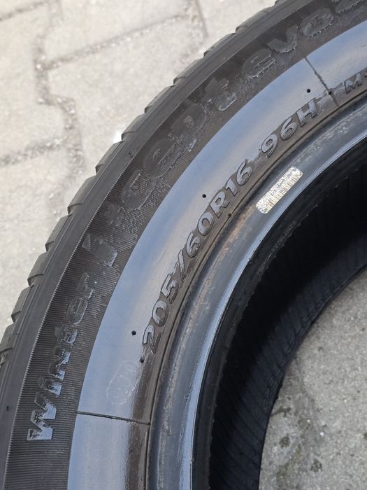 205 60 16 Hankook 2 бр.