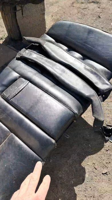 В разборе мерседес 124