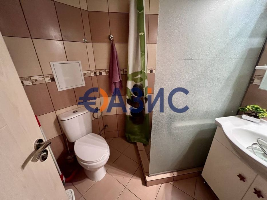 Продава се Двустаен апартамент в к.к. Слънчев бряг - 71 кв.м за 1015 €/кв.м - Снимка #2