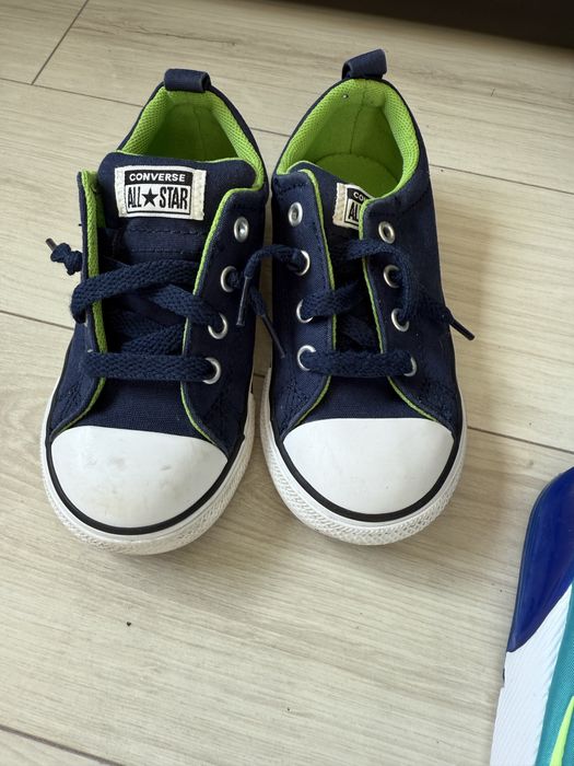 детски обувки и сандали