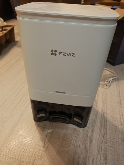 Aspirator Robot Ezviz RE4 Plus impecabil